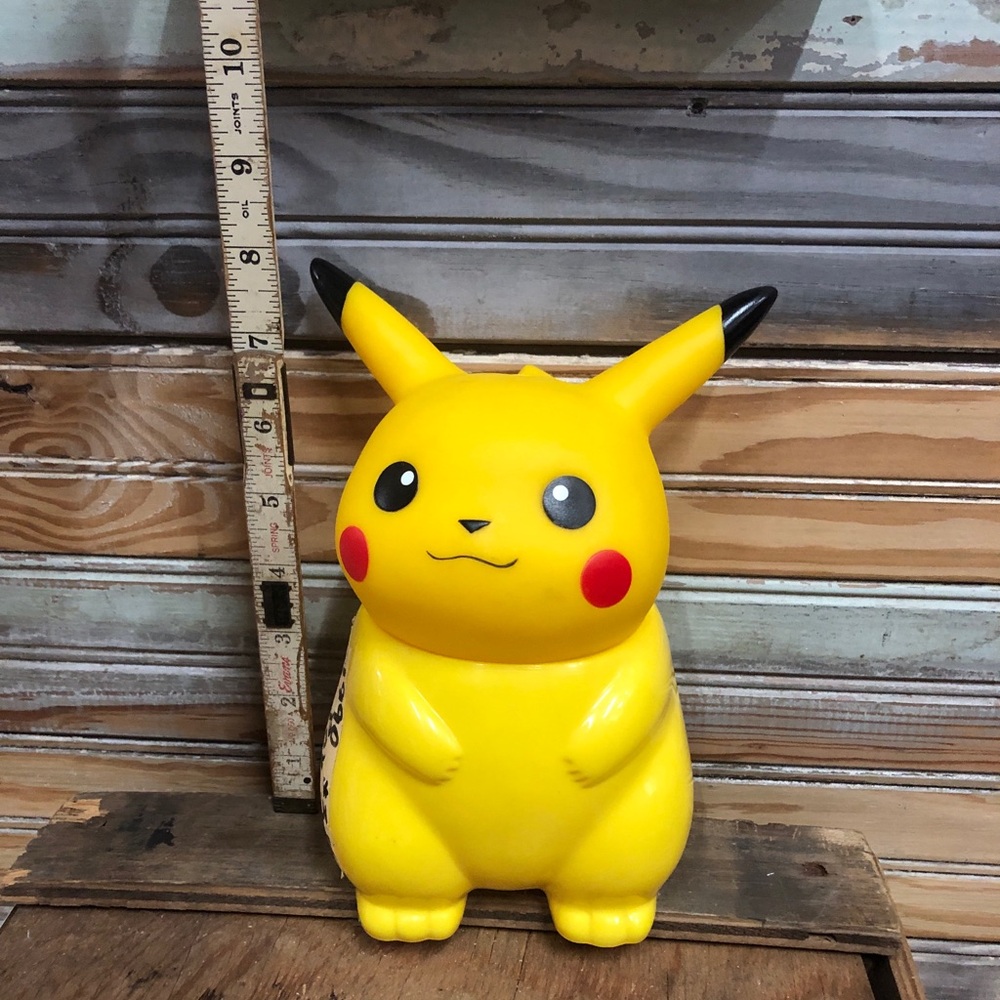 Plastic Yellow Pikachu cup